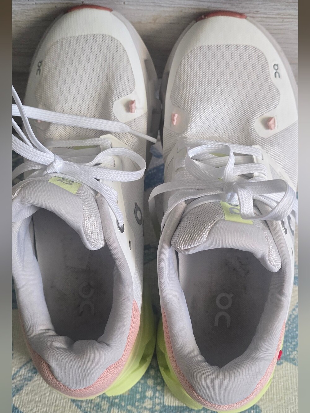 On Cloud Cloudflyer 4 Women's Running Shoes White/Hay Athletic Sneakers, US 9.5 - Picture 13 of 14